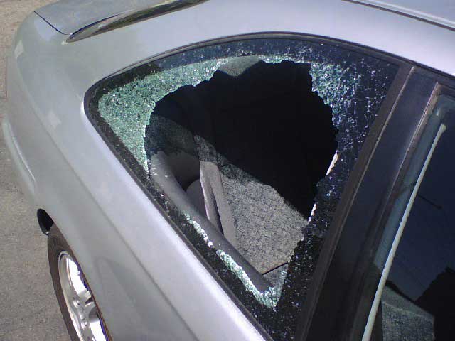 cover broken window in the car